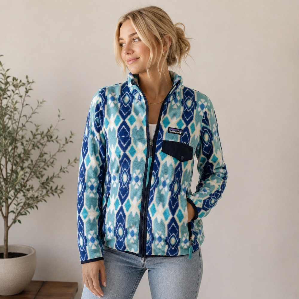 Patagonia Synchilla Full Zip Hooded Fleece Jacket Blue Geometric Women Small